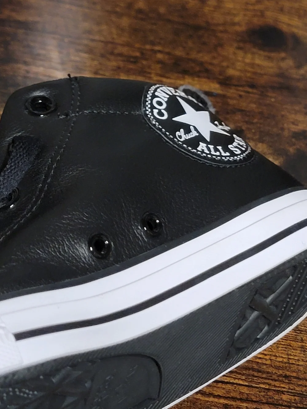 Converse All Star Chuck Taylor high Tops In Black and White Leather